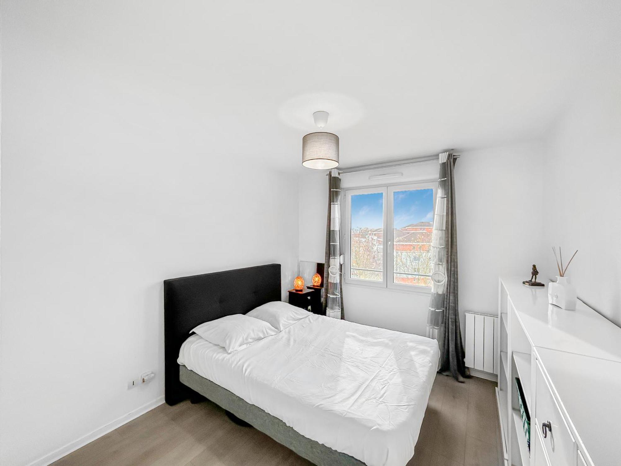 Escale Affaires Dugny-bourget Apartment Dugny